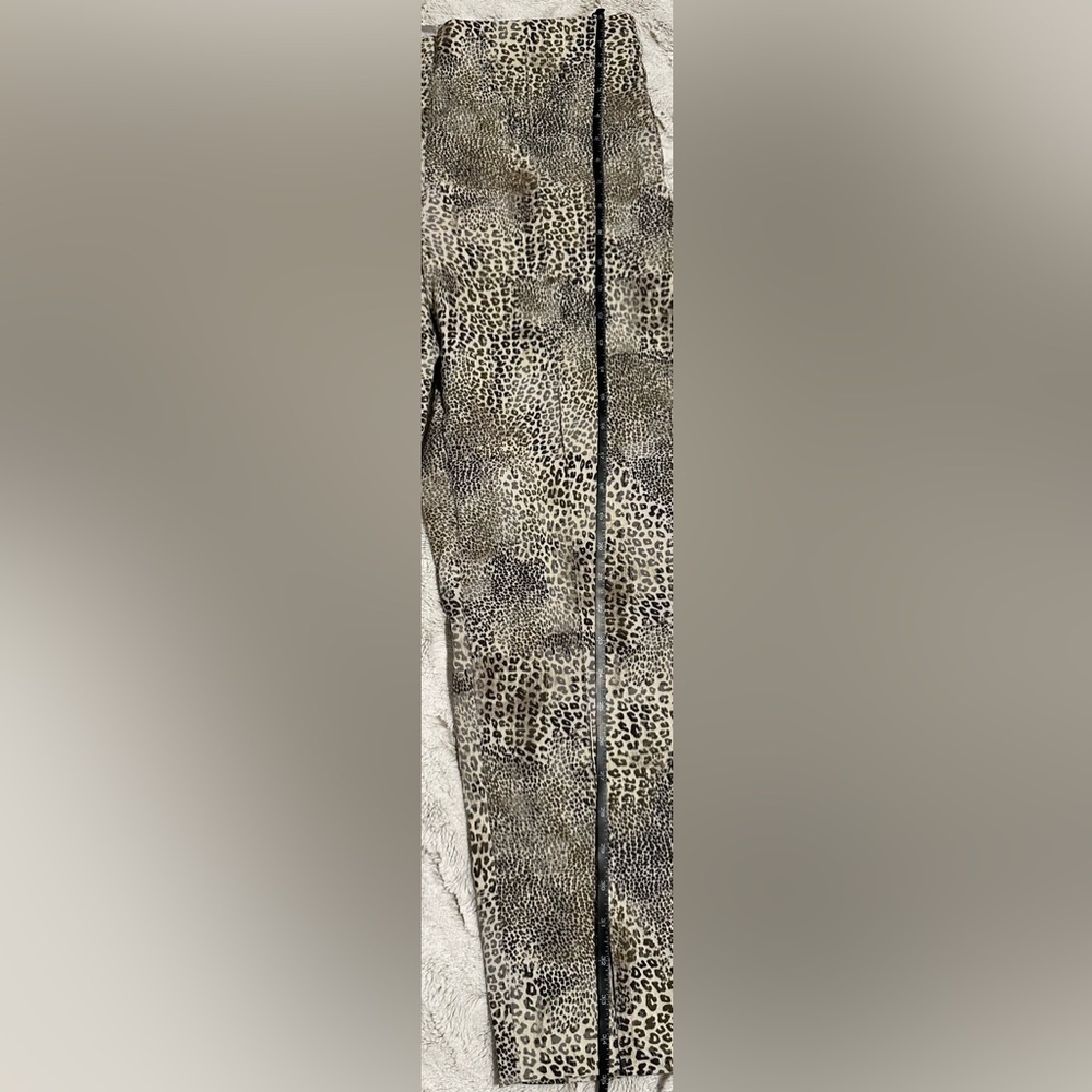 Sharon Young Leopard Cheetah Print Pants - Picture 2 of 11